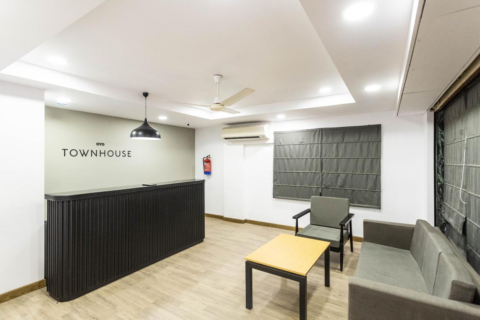 Super Townhouse Habitat New Town Rooms & Party Spaces Kalkutta Exterior foto